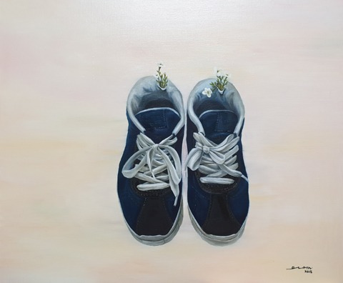 나의 낡은 운동화 · Oil on Canvas · 72.7x60.6cm · 2018 · My old sneakers · Oil on Canvas
