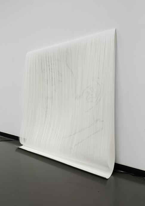 놈 · 종이에 마커, 칼로 자르기 · 135×142cm · 2019 · Nom