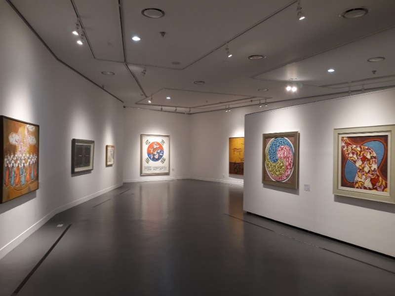 <함평군립미술관 소장품전> 전시 전경 · Exhibition view