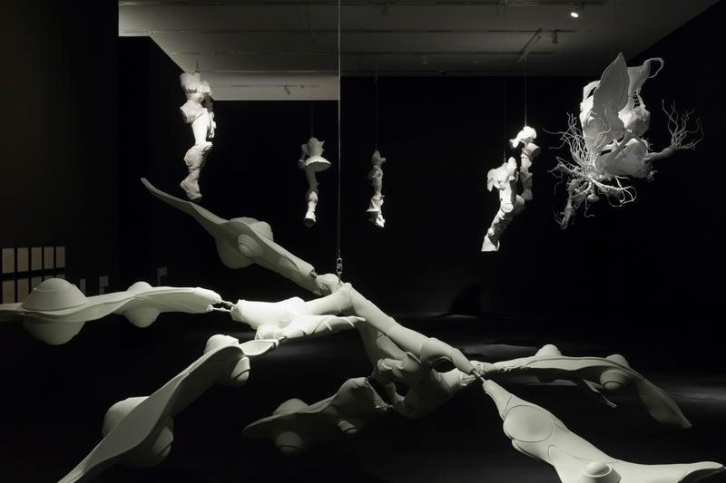 Chiasma · Installation view( “Lee Bul: From Me, Belongs to You Only,” Mori Art Museum, Tokyo) · 195 x 383 x 395 cm · 2012 · Chiasma · Installation view( “Lee Bul: From Me, Belongs to You Only,” Mori Art Museum, Tokyo)