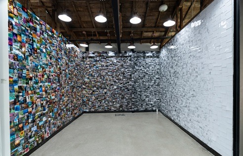 최요안_색즉시공 공즉시색 · 사진, 설치 · 2019 · All is vanity, Vanity is all. · Photo, Installation