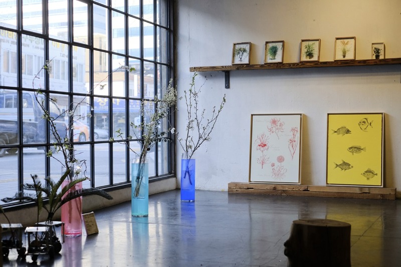 여기도 저기도 아닌 푸르른 틈 사이-Between The Breaks of Greenish展 · 2020
