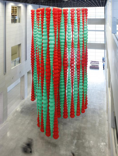 카발라 · plastic baskets, steel frame, variable installation · 16m · 2013, [출처] 대구미술관 홈페이지 · plastic baskets, steel frame, variable installation