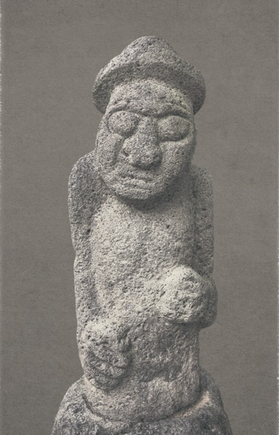 Human Desire_stone totem pole 20 · 2020, [출처] 스페이스22 홈페이지 · Human Desire_stone totem pole 20