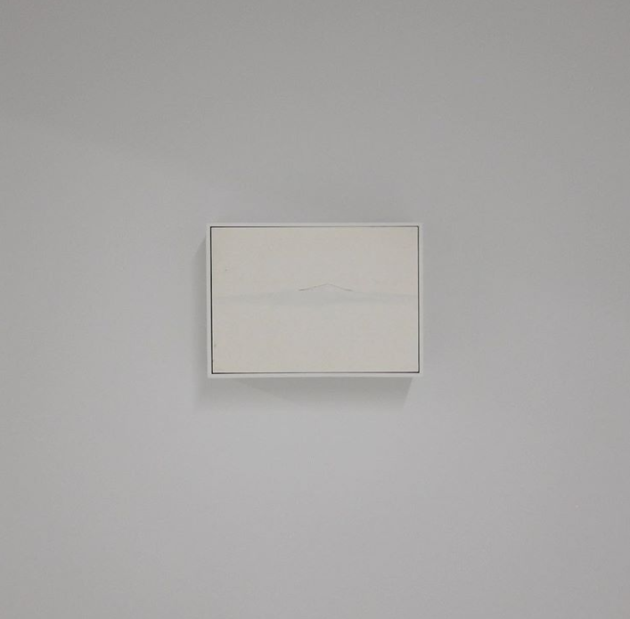 Mirobolus · pencil and oil on paper · 21x15cm · 2020 [출처] 아떼에고 인스타그램 · Mirobolus · pencil and oil on paper