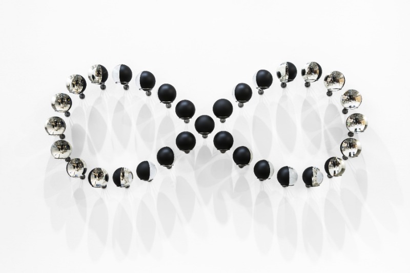 Olafur Eliasson · 31 glass spheres, silver, stainless steel, paint (black) · 73 x 188.5 x 20.5 cm · 2017 · Olafur Eliasson · 31 glass spheres, silver, stainless steel, paint (black)