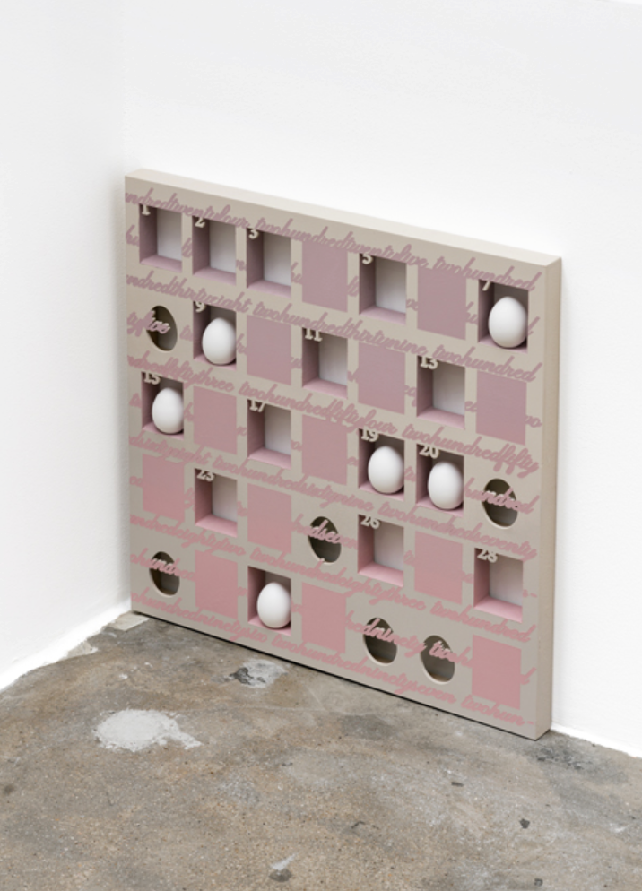 유지영_September · 나무에 유채, 아크릴채색, 석고 · 53×55×4.5cm · 2019