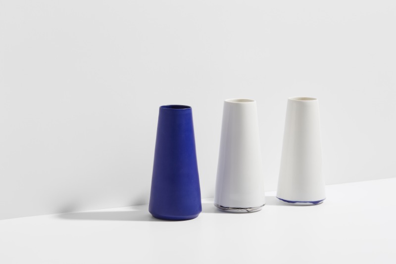 Colle-Vase L · Porcelain · Ø50 x Ø80 x h175(mm) · 2020 · Colle-Vase L · Porcelain