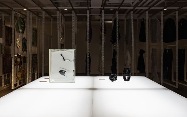 전시전경 · (출처= 아라리오갤러리) · INSTALLATION VIEWS