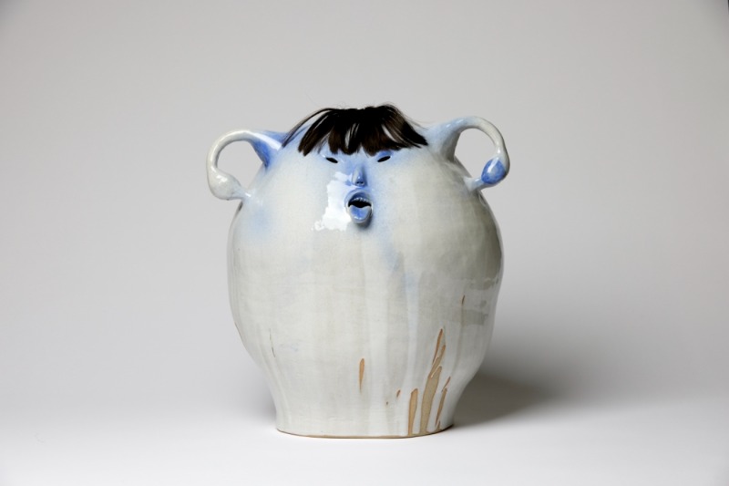 Belly · ceramic · 41x44x39cm · 2020 (출처= 갤러리2) · Belly · ceramic