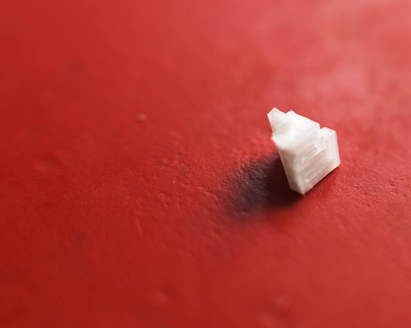 Sunmin Park, Salt crystal · Pigment print, Diasec · 50 x 40 cm · 2019 (이미지 제공 = 원앤제이 갤러리) · Sunmin Park, Salt crystal · Pigment print, Diasec