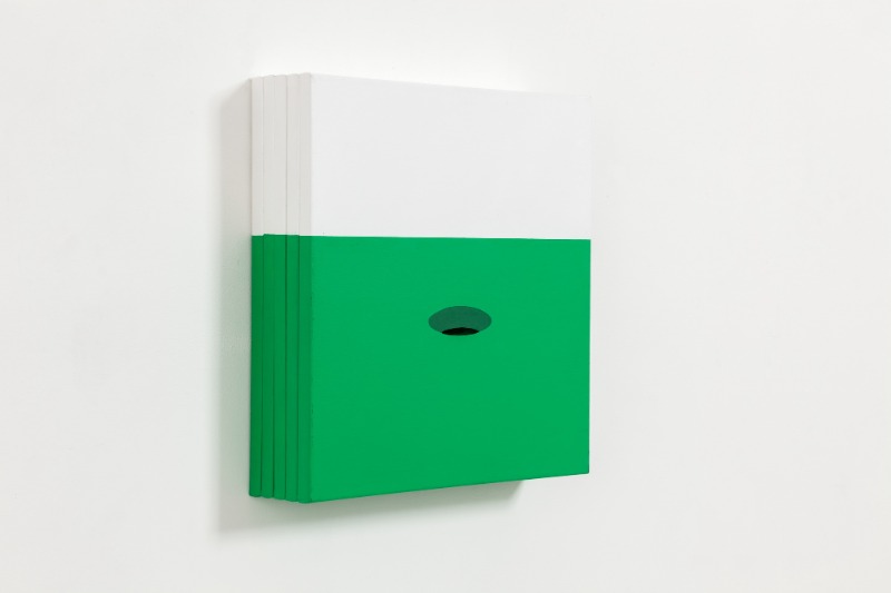 심아빈, 깊이에의강요 · Acyrlic on canvas · 45.4×45.4×10cm · 2017 (이미지 출처 = 비트리 갤러리) · Shim Ahbin, Depth Wish · Acyrlic on canvas