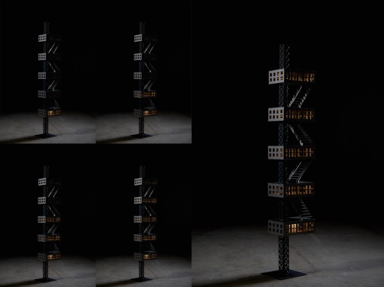 Tower of City · 스테인리스 스틸, LED 조명, 센서 · 174×25×40cm · 2020 (출처= 아트스페이스그로브) · Tower of City