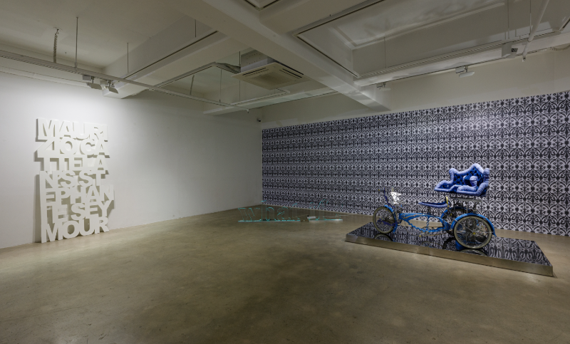 installation views · 2021 [출처] 리안갤러리 홈페이지 · installation views