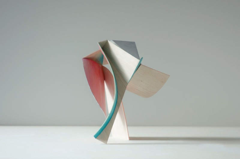 Flower · Balsa, acrylic paint · 35 cm (h) · 2021 (출처= PKM갤러리) · Flower · Balsa, acrylic paint