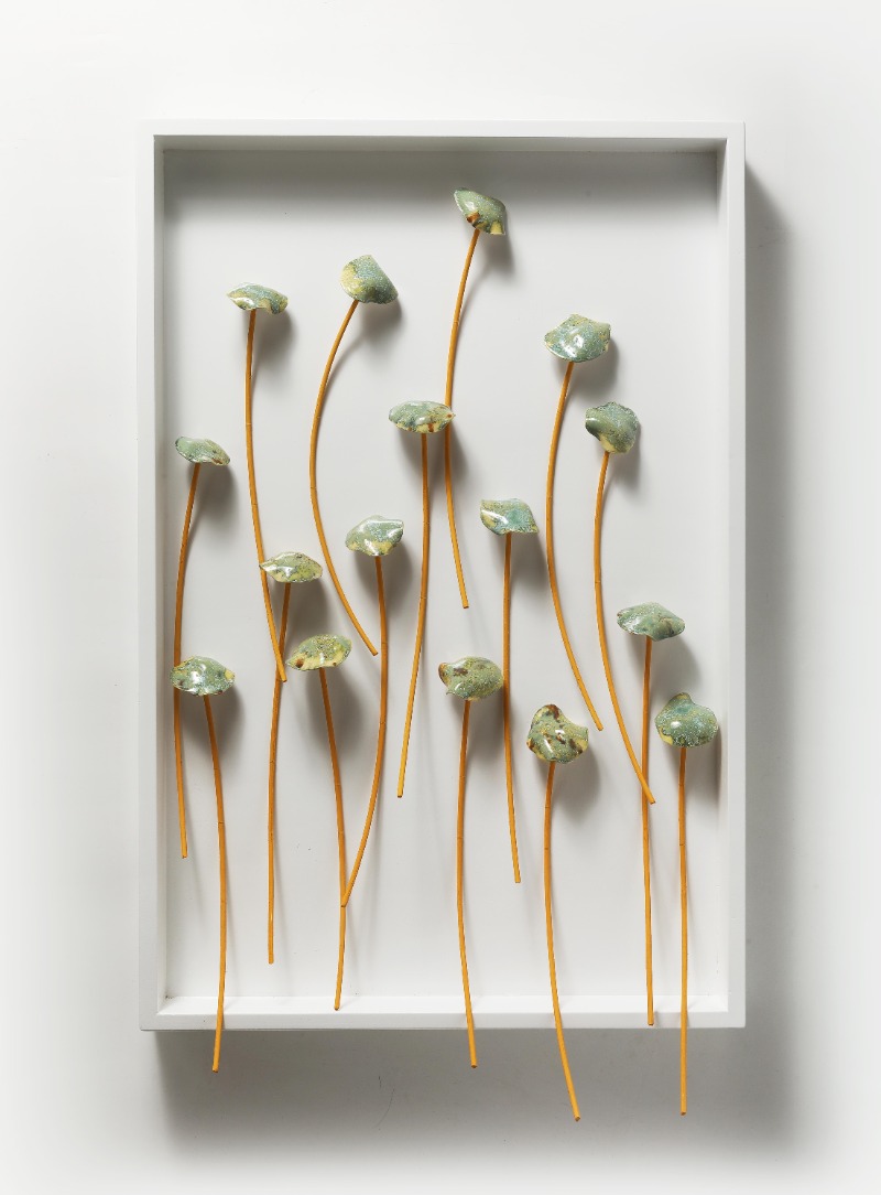 In Bloom - III · 세라믹, 리드 · 600X900X90mm · 2021 (이미지 출처 =스페이스 엄) · In Bloom - III · 세라믹, 리드
