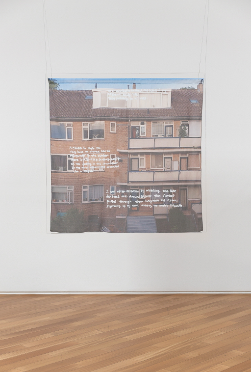 Neighbor · 유리, 천에 UV 인쇄 · 100×100×10cm · 2020-2021 © SongEun Art and Cultural Foundation and the Artist. All rights reserved · Neighbor