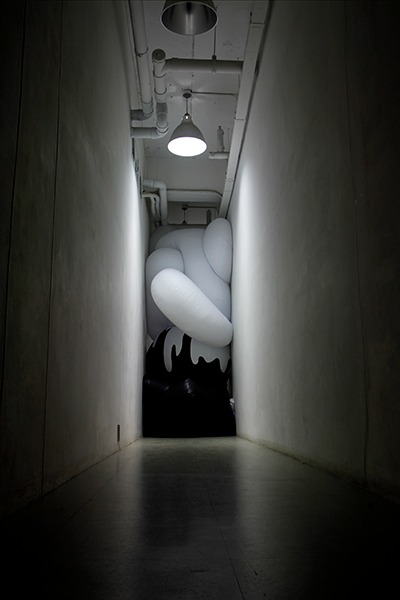임지빈, 공간 PM 5:38, · pigment print on paper · 90.9 x 72.7 cm · 2011 (출처= 갤러리위 수지) · space PM 5:38 · pigment print on paper