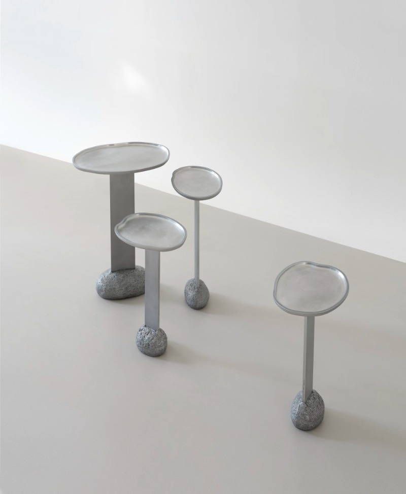 Yeom 염 · 알루미늄 · 19 x 24 x 41 cm, 18 x25 x 46 cm, 27 x 36 x 52 cm · 2021(출처=갤러리로얄) · Yeom · aluminum