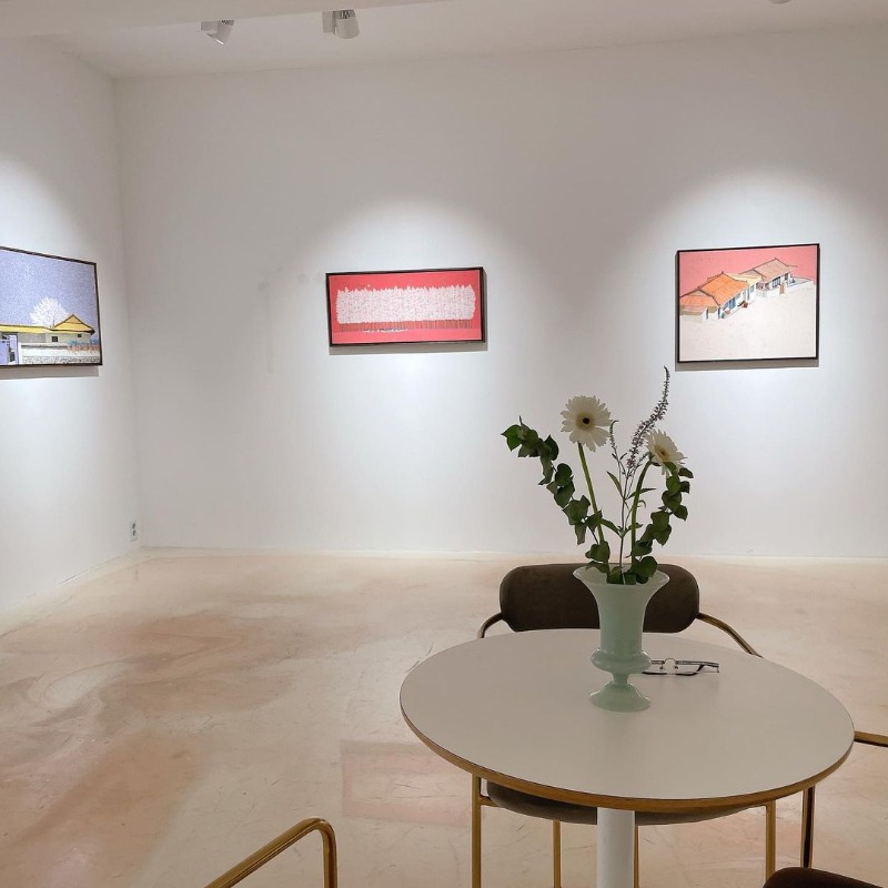 전시전경 · (출처=폴스타아트갤러리 인스타그램) · installation view