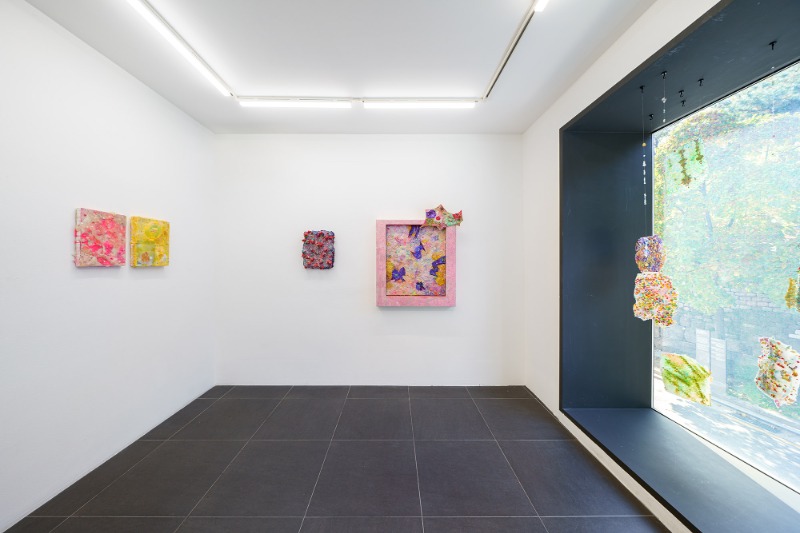 Transition Navigator_ installation view, 2021 · Gallery Ooojh (photograpy_ Jeong Kyun Goh) · ⓒ루이즈더우먼 · (이미지 제공 = 김재연) · Transition Navigator_ installation view, 2021 · Gallery Ooojh (photograpy_ Jeong Kyun Goh)