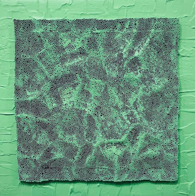 I Want - 8 · pin on mixed media · 300x300x50mm · 2021 (이미지 제공 = 솅겐 갤러리) · I Want - 8 · pin on mixed media