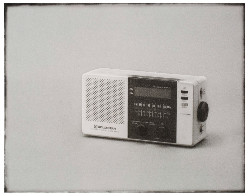 아버지의 손길 #4 · Monochrom Gum Bichromate Print · 40.6 x 50.8cm · 2021 (이미지 제공 = 갤러리 너트) · Monochrom Gum Bichromate Print