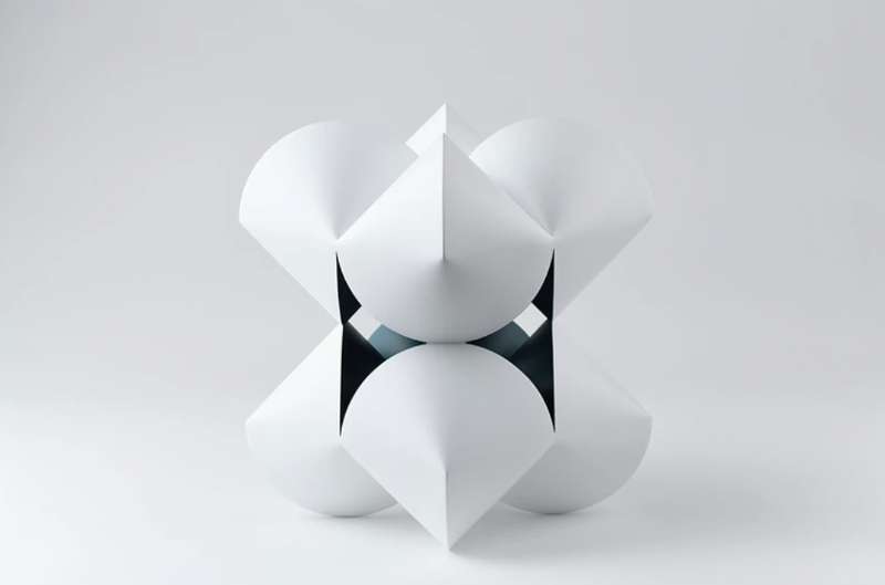 맥시어쳐 20-2 · Urethane paint on Resin · 260X260X350mm · 2020 (이미지출처 = 표갤러리) · maxiature 20-2 · Urethane paint on Resin