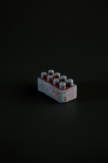 레고 · 피그먼트 프린트 · 120x80cm · 2021 · 인주리 · (출처 = 우민아트센터)
